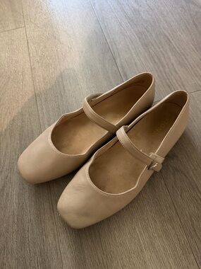 Vionic Square Toe Mary Janes